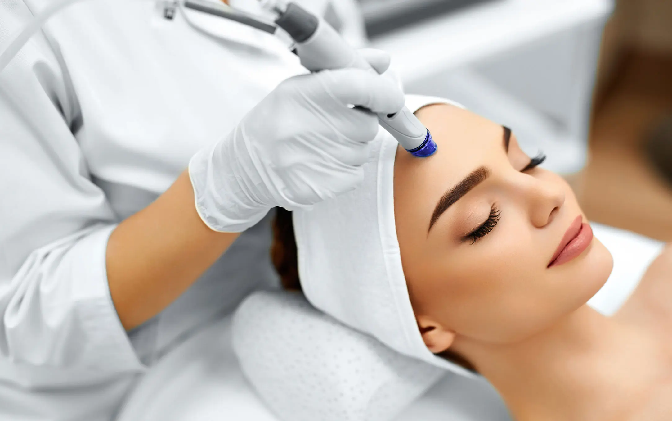 What Is Collagen Lift Therapy and How Can It Help Ageing, Loose Skin Wigan?